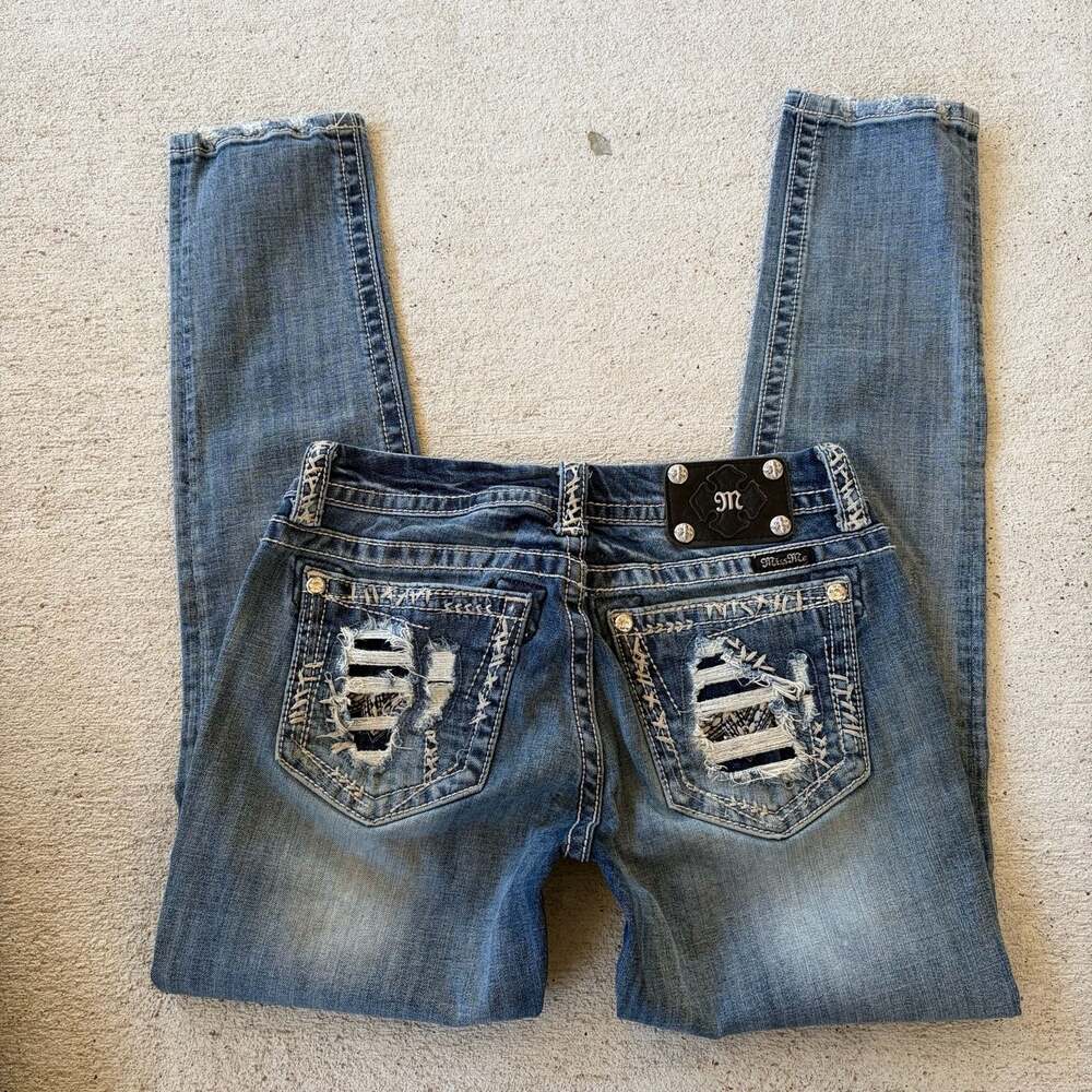 Miss Me Low Rise Cuffed Skinny Jeans Destructed Pocket Size 29